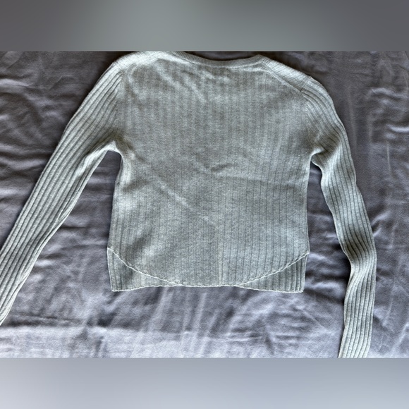 Babaton cropped long sleeve top - Picture 3 of 4